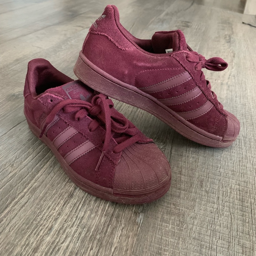 Maroon 3 stripe adidas